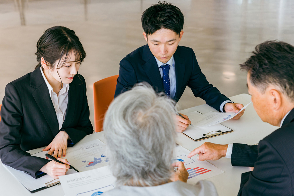 豊富な保険商品の中から
お客様に合わせた
最適な保険をご提案